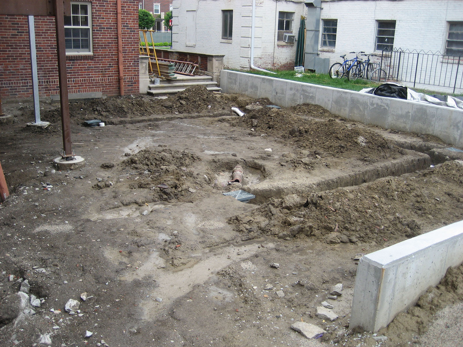 Construction 2013-05-26 001